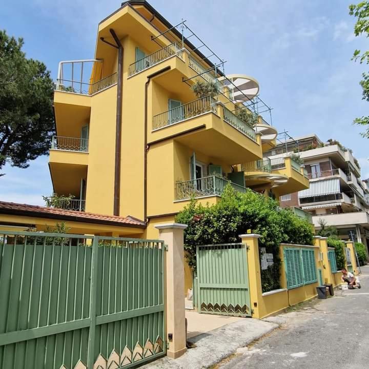 Appartamento Il Viale Massa  Esterno foto